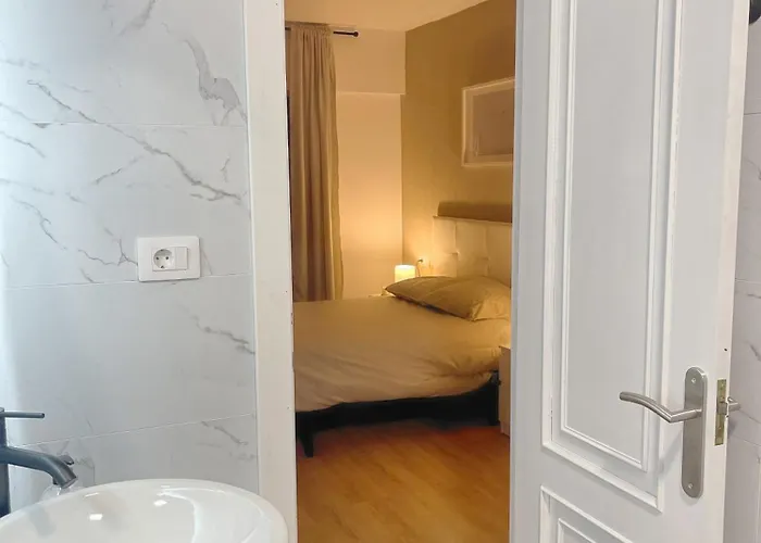 Lucus Urban Centre * Lugo